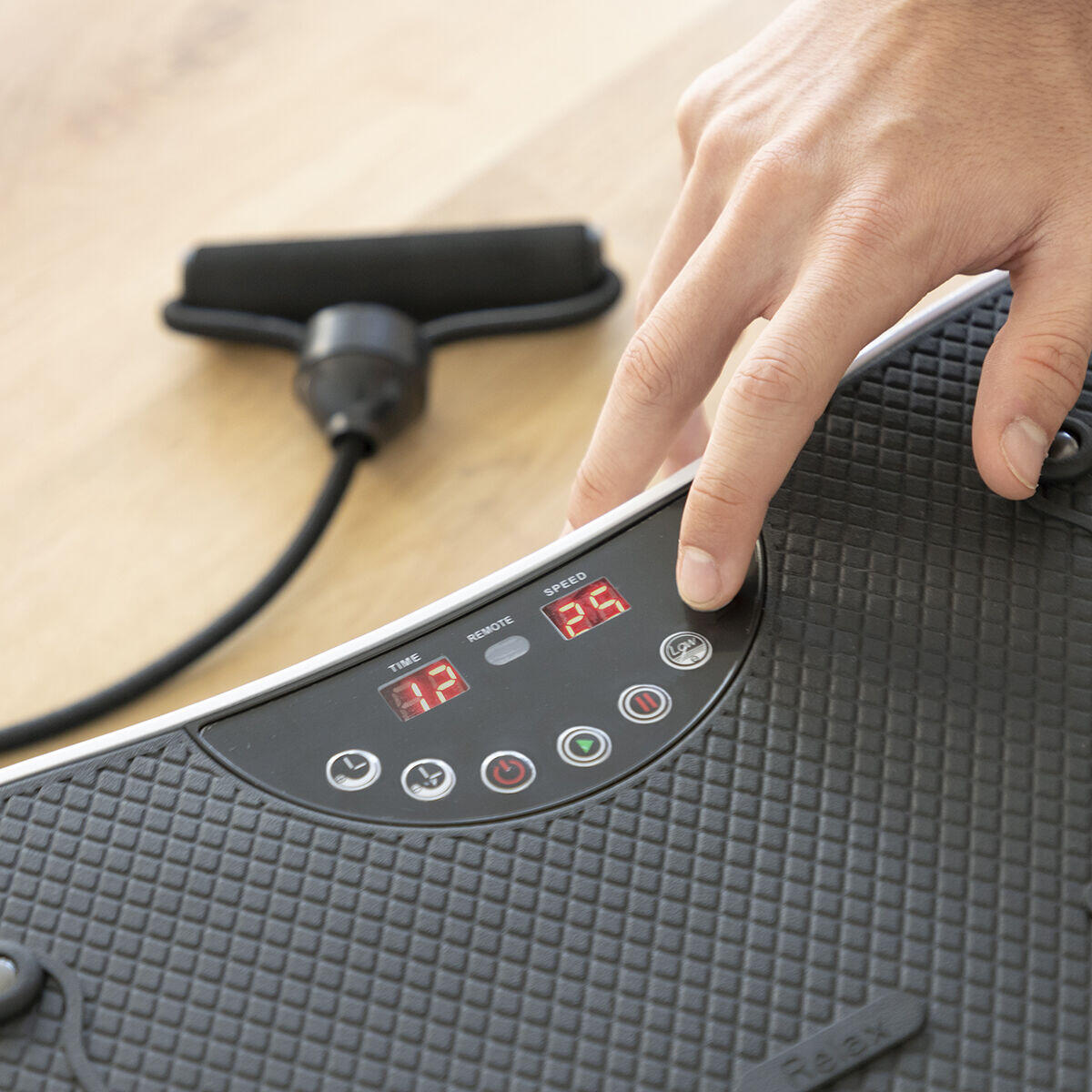 Plataforma Vibratoria de Entrenamiento con Bandas Elásticas